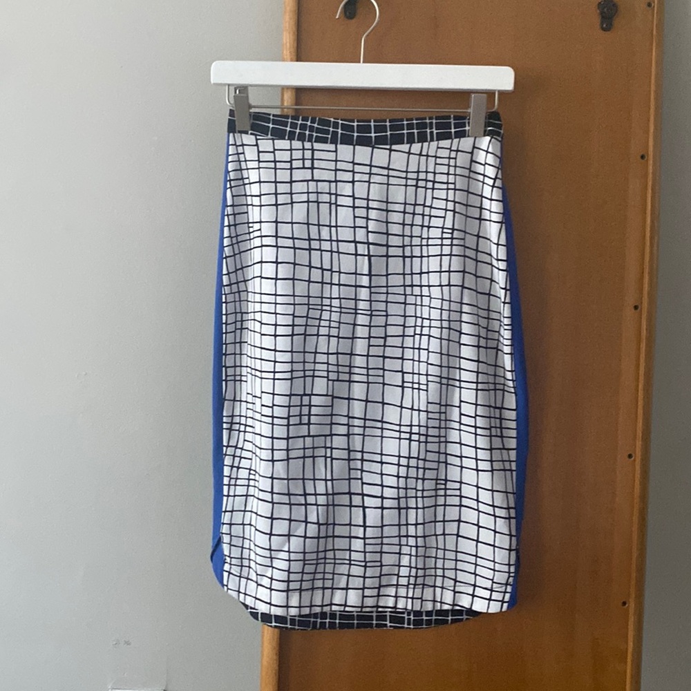 ASOS BLACK WHITE BLUE GRID PENCIL SKIRT SIZE 4